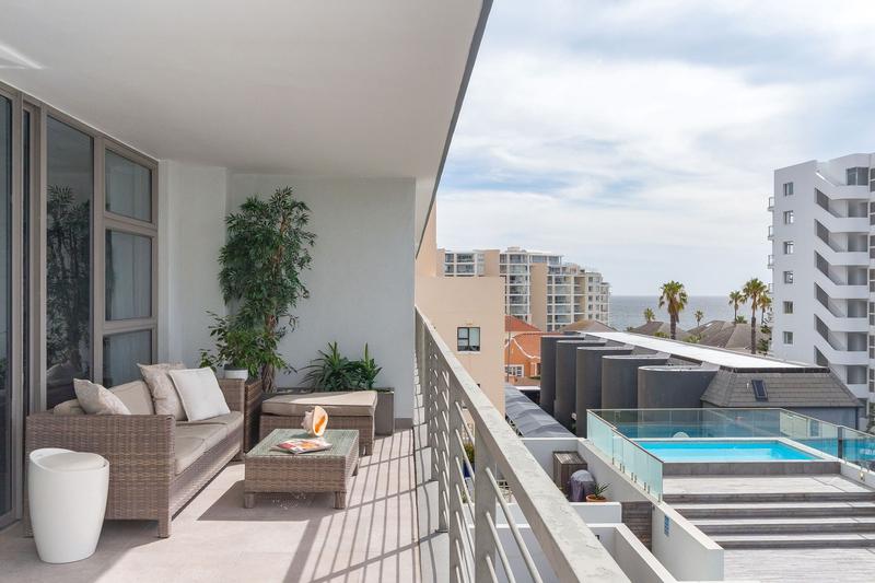 To Let 2 Bedroom Property for Rent in Sea Point Western Cape